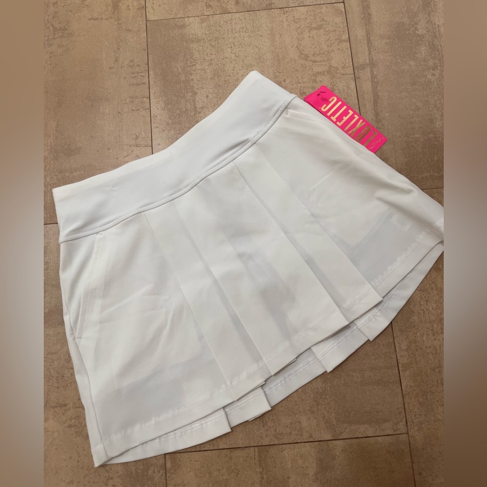 NWT Lilly Pulitzer White Pleated Skirt